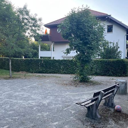 Entre Lac D'Annecy Et Montagnes, Golf Et Parapente A Pieds Talloires Habitación foto